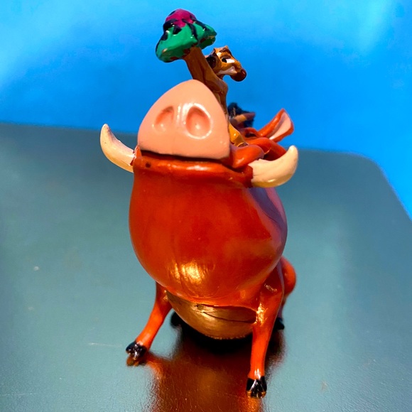 DISNEY’S THE LION KING VTG 90s APPLAUSE PUMBAA WARHOG & TIMON HOLDING BUG PVC 3” - Picture 6 of 9
